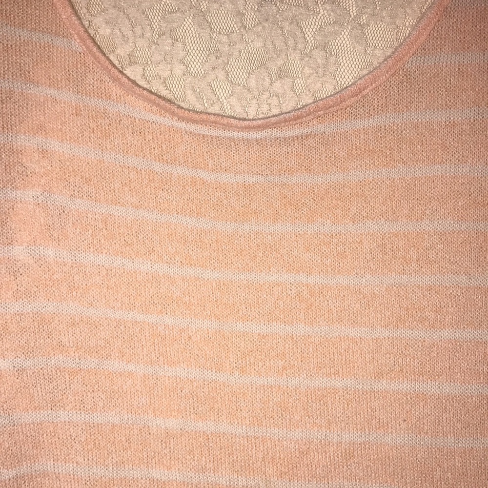 Top - Picture 2 of 3